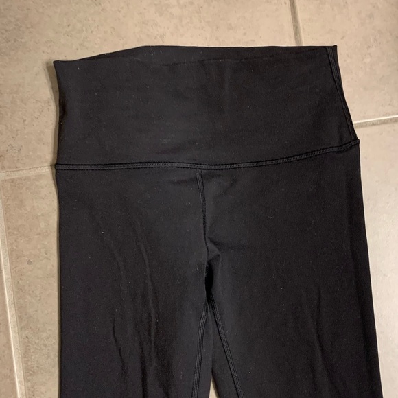 Lululemon Wunder Under Leggings - Picture 6 of 10